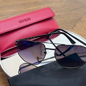 Guess Black Metal Aviator Sunglasses with Blue Polarized Lenses